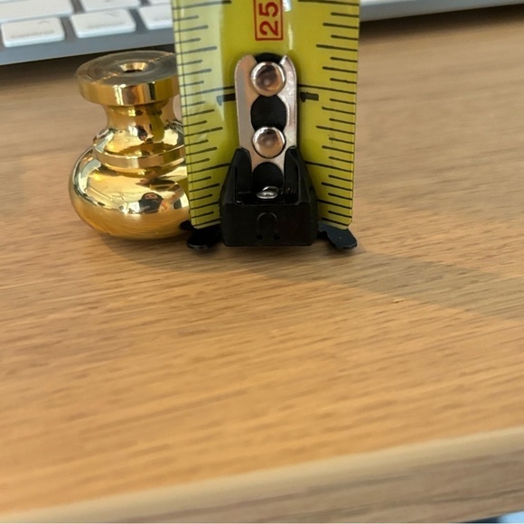 Set of 2 cabinet door knobs Solid brass. New - Picture 7 of 8